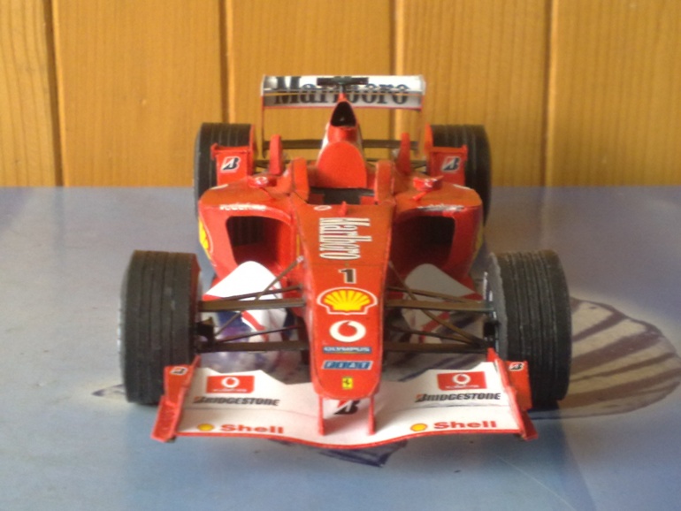 Ferrari F2003-GA (Plná velikost v novém okně) Ferrari F2003-GA