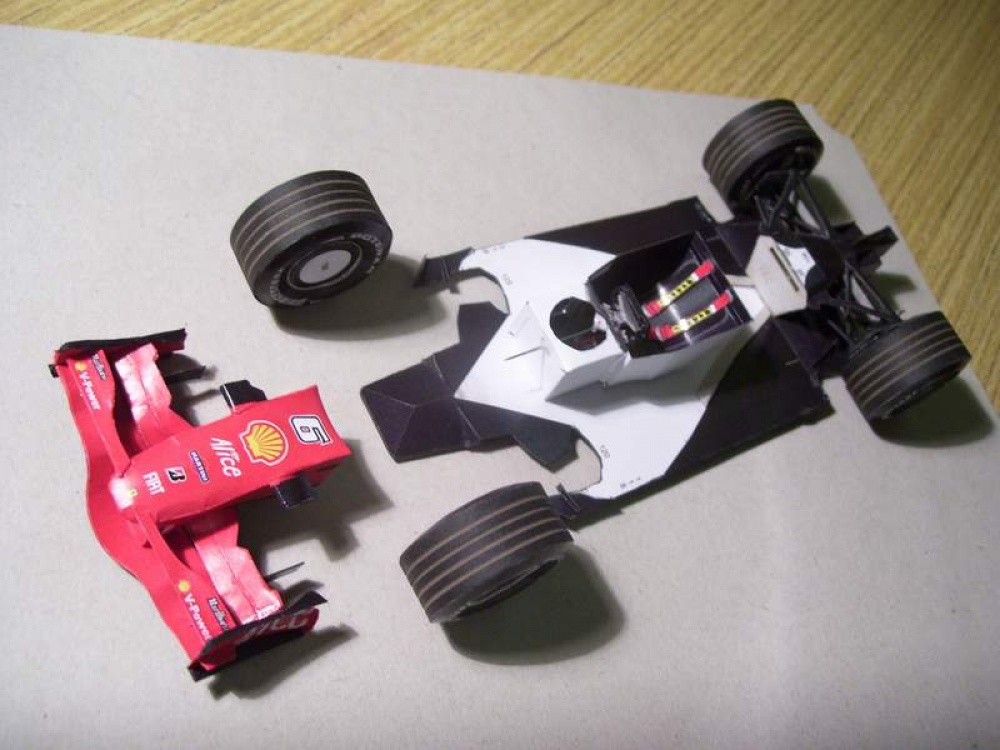 Ferrari F2007, Kimi Raikkonen, Monako GP, 1:24 (Plná velikost v novém okně) Ferrari F2007, Kimi Raikkonen, Monako GP, 1:24