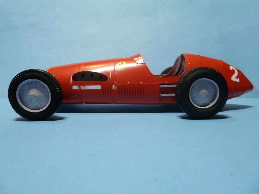 Ferrari F500 VC Německa trénink ´53, N.Farina (Plná velikost v novém okně) Ferrari F500 VC Německa trénink ´53, N.Farina