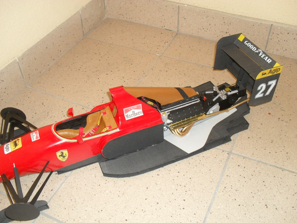 FERRARI F92 A Kanada 1992 (Plná velikost v novém okně) FERRARI F92 A Kanada 1992