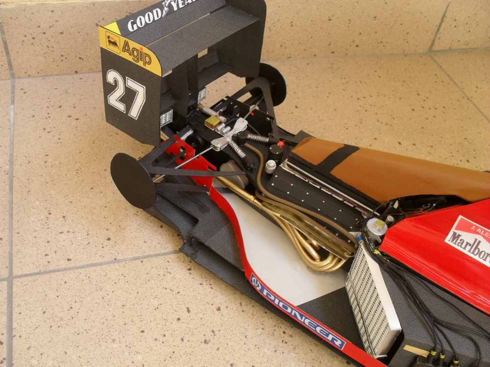 FERRARI F92 A Kanada 1992 (Plná velikost v novém okně) FERRARI F92 A Kanada 1992
