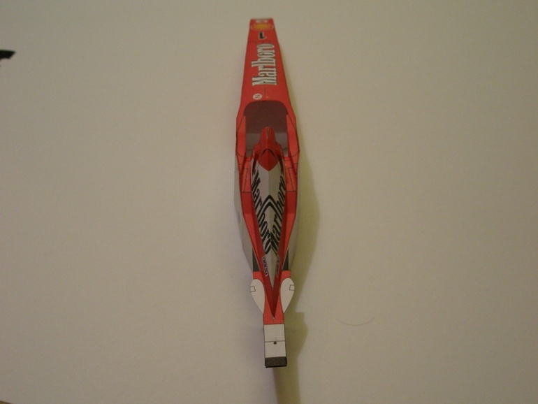 FERRARI 2002 (Plná velikost v novém okně) FERRARI 2002