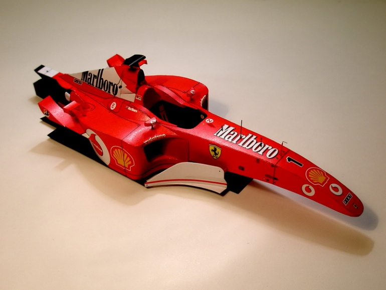 FERRARI 2002 (Plná velikost v novém okně) FERRARI 2002