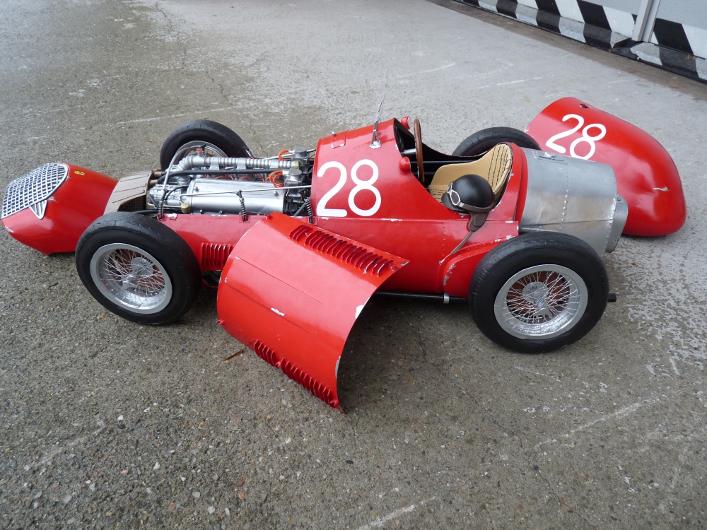 FERRARI 125 F1 Itálie 1948- debut Ferrari F1 (Plná velikost v novém okně) FERRARI 125 F1 Itálie 1948- debut Ferrari F1