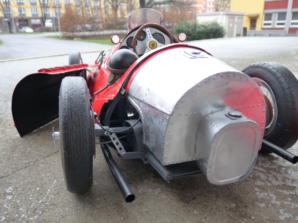 FERRARI 125 F1 Itálie 1948- debut Ferrari F1 (Plná velikost v novém okně) FERRARI 125 F1 Itálie 1948- debut Ferrari F1