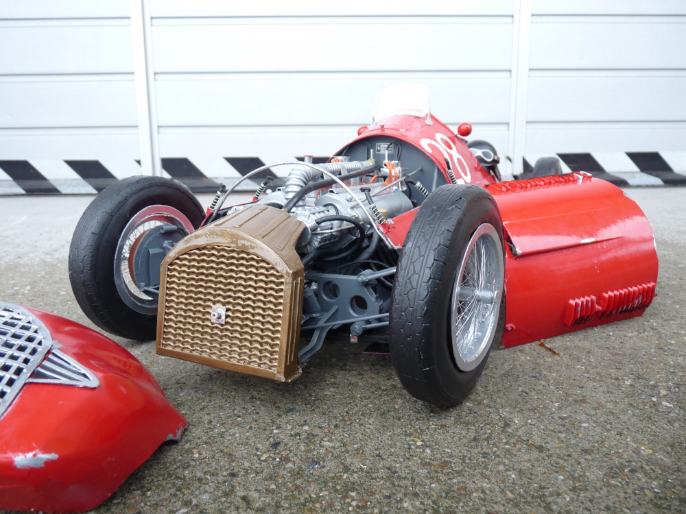FERRARI 125 F1 Itálie 1948- debut Ferrari F1 (Plná velikost v novém okně) FERRARI 125 F1 Itálie 1948- debut Ferrari F1