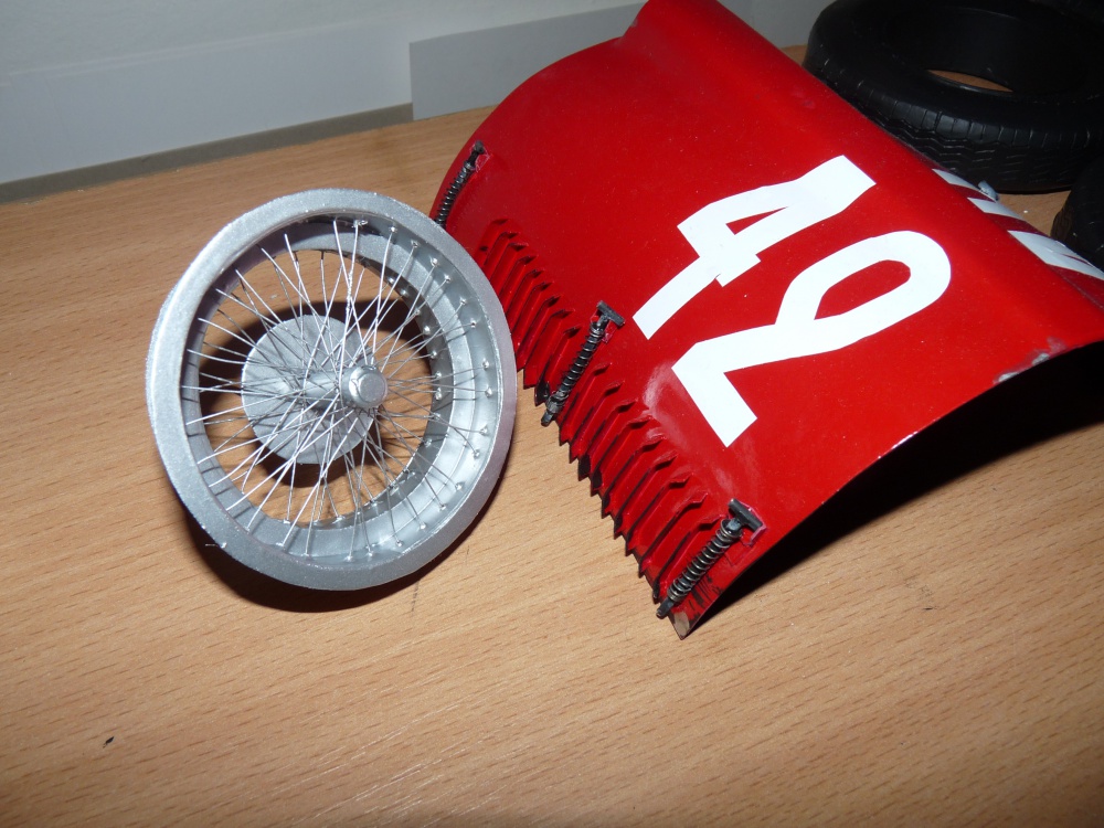 306661