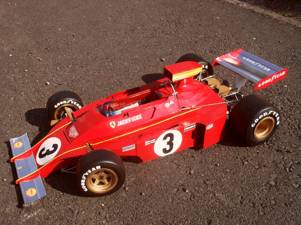 276979