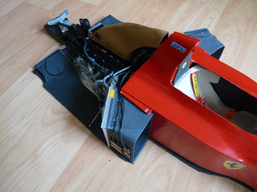 Ferrari 412 T1 B, GP Německo 1994 (Plná velikost v novém okně) Ferrari 412 T1 B, GP Německo 1994
