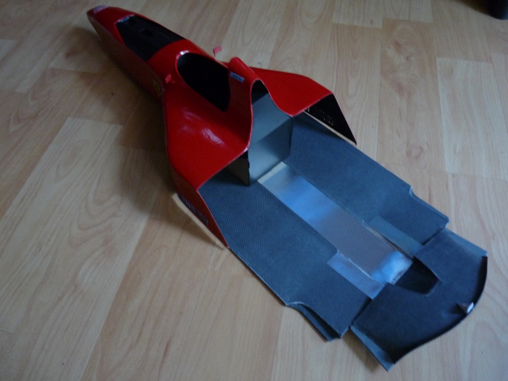FERRARI 412 T1, GP Monako 1994 (Plná velikost v novém okně) FERRARI 412 T1, GP Monako 1994