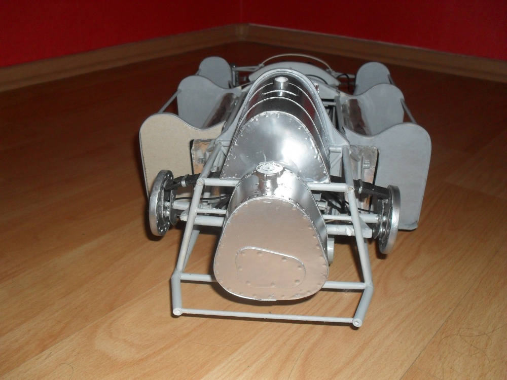 FERRARI D 50 Streamlinner vers. B - Francie 1956- Průhledný model!!! (Plná velikost v novém okně) FERRARI D 50 Streamlinner vers. B - Francie 1956- Průhledný model!!!