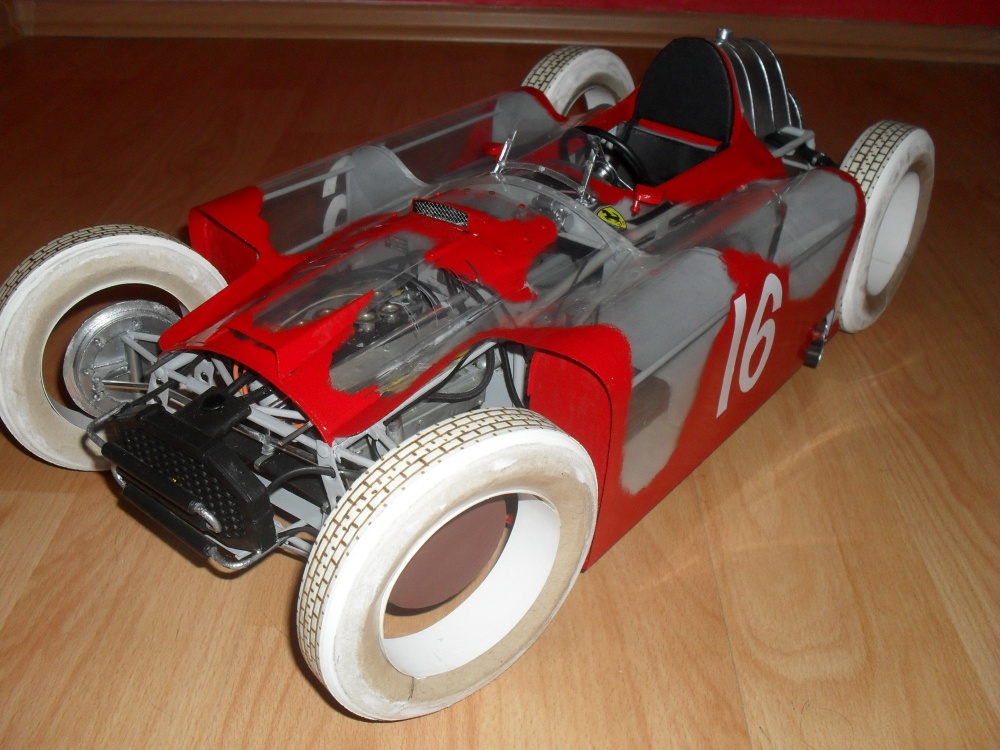 FERRARI D 50 Streamlinner vers. B - Francie 1956- Průhledný model!!! (Plná velikost v novém okně) FERRARI D 50 Streamlinner vers. B - Francie 1956- Průhledný model!!!