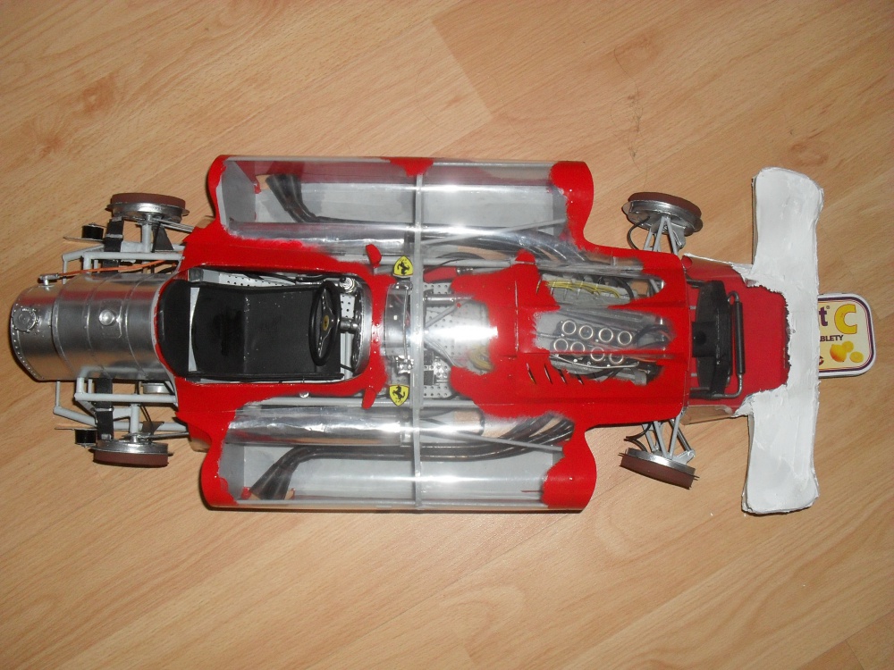 FERRARI D 50 Streamlinner vers. B - Francie 1956- Průhledný model!!! (Plná velikost v novém okně) FERRARI D 50 Streamlinner vers. B - Francie 1956- Průhledný model!!!
