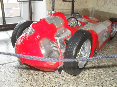 FERRARI D 50 Streamlinner vers. B - Francie 1956- Průhledný model!!! FERRARI D 50 Streamlinner vers. B - Francie 1956- Průhledný model!!!