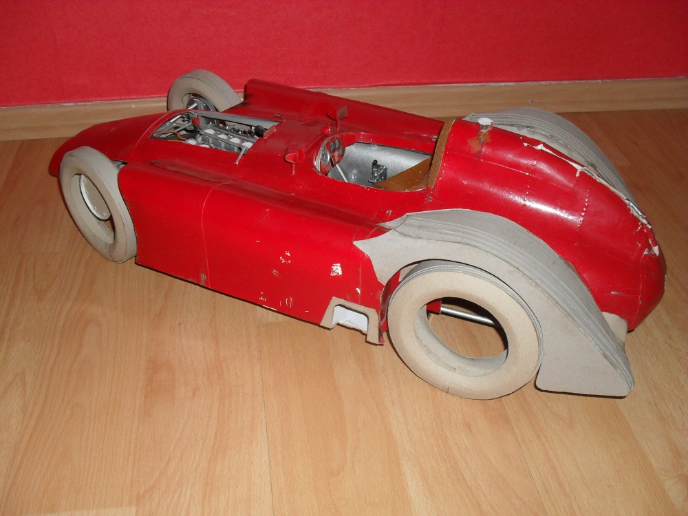 FERRARI D 5O Streamlinner vers.A - Francie 1956