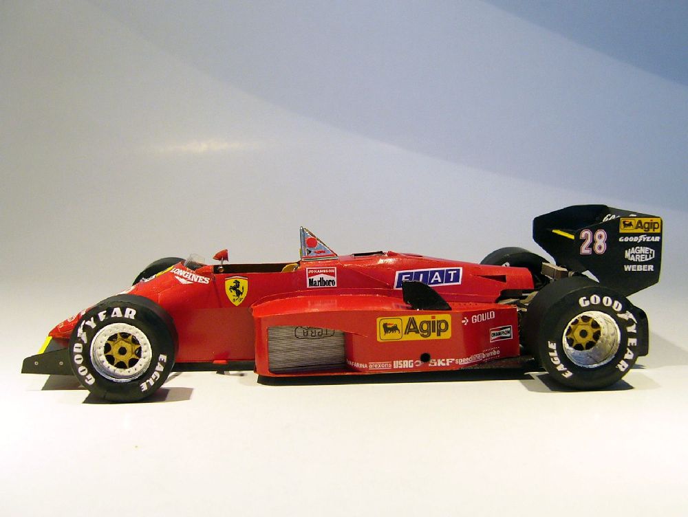Ferrari F186/85 (Plná velikost v novém okně) Ferrari F186/85