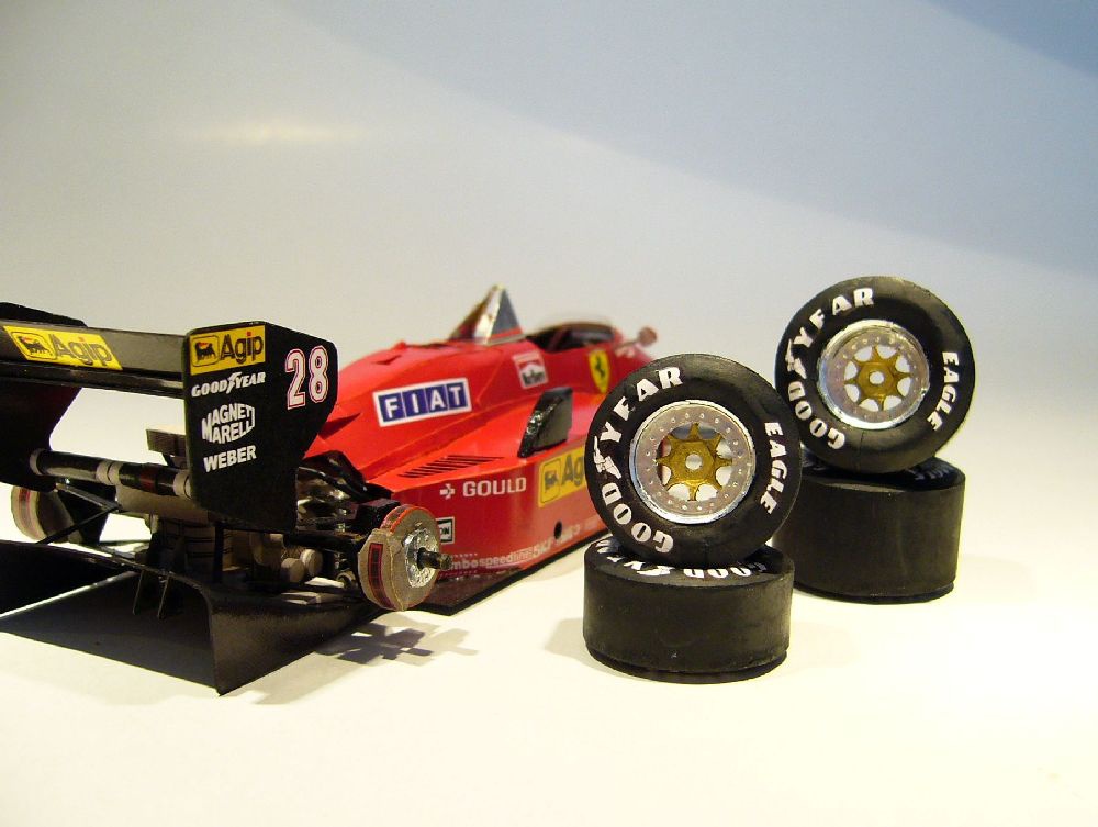 Ferrari F186/85 (Pln� velikost v nov�m okn�) Ferrari F186/85