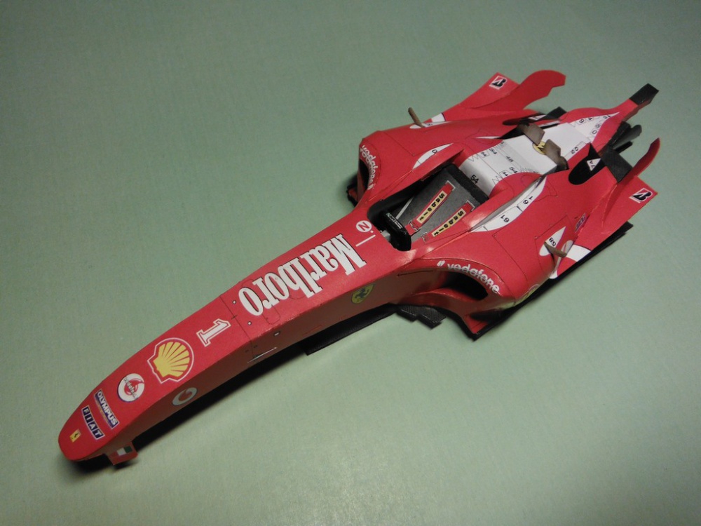 Ferrari F2004 (Plná velikost v novém okně) Ferrari F2004