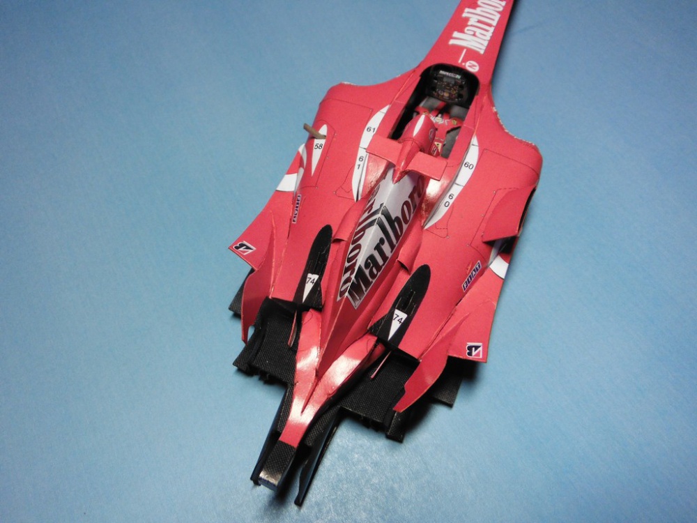 Ferrari F2004 (Plná velikost v novém okně) Ferrari F2004