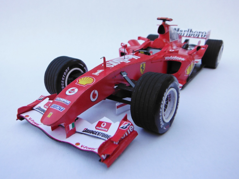 Ferrari F2004 (Plná velikost v novém okně) Ferrari F2004