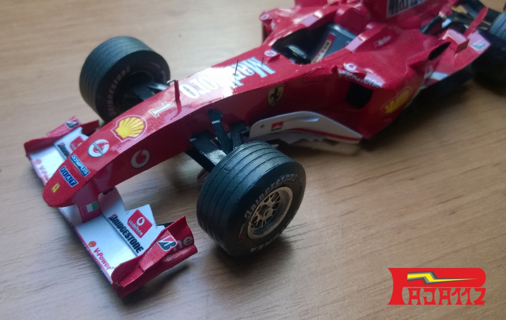 Ferrari F2004 Michael Shumacher (Plná velikost v novém okně) Ferrari F2004 Michael Shumacher