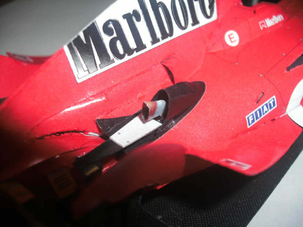 Ferrari F2004 - M. Schumi (Plná velikost v novém okně) Ferrari F2004 - M. Schumi