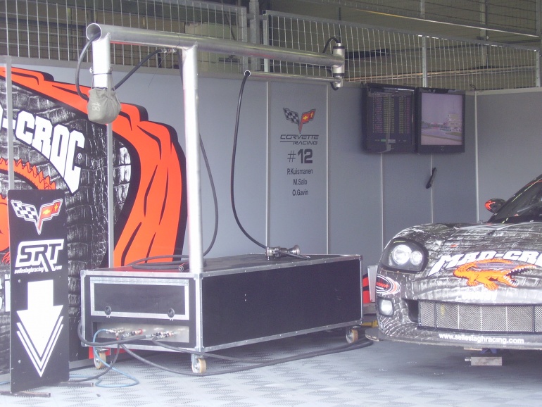 FIA-GT (Plná velikost v novém okně) FIA-GT