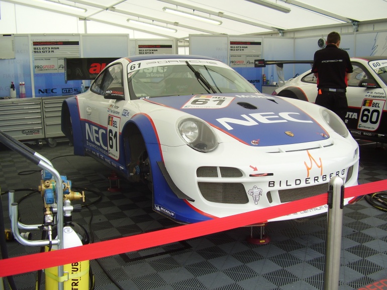 FIA-GT (Plná velikost v novém okně) FIA-GT
