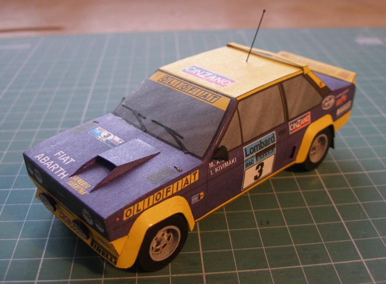 Fiat 131 ABARTH (Plná velikost v novém okně) Fiat 131 ABARTH