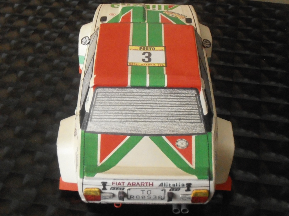 Fiat 131 Abarth (Plná velikost v novém okně) Fiat 131 Abarth