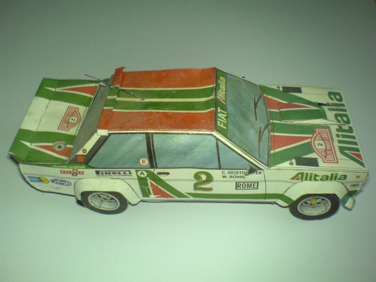 Fiat 131 Abarth (Plná velikost v novém okně) Fiat 131 Abarth