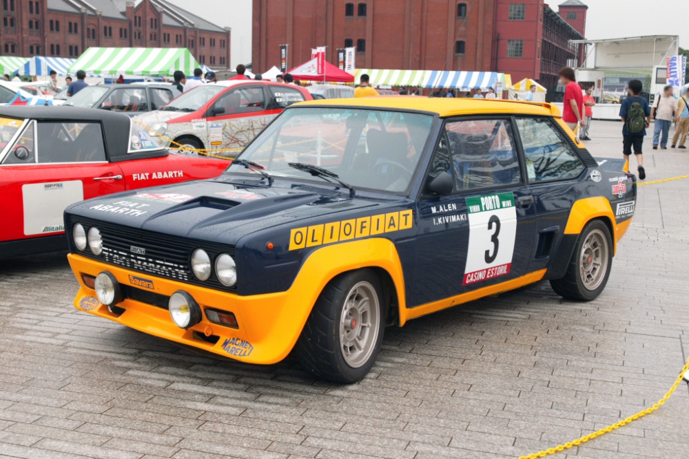 Fiat 131 Abarth (Plná velikost v novém okně) Fiat 131 Abarth
