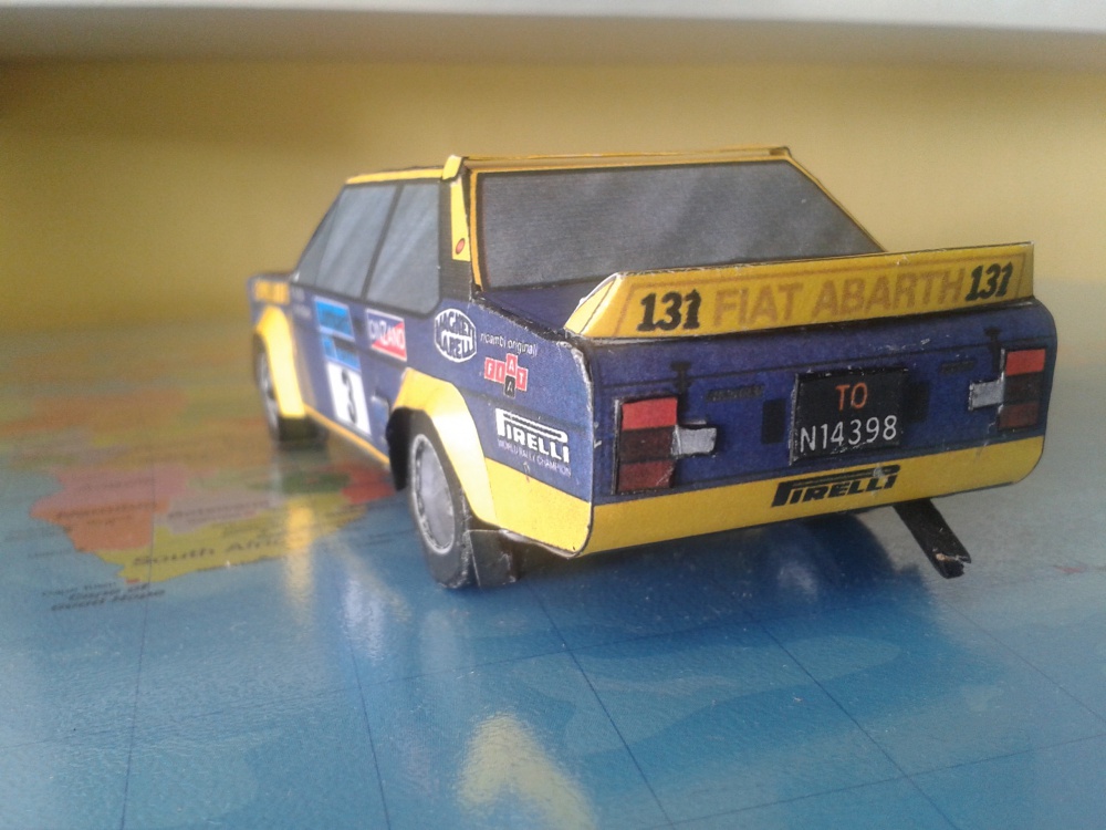 Fiat 131 Abarth (Plná velikost v novém okně) Fiat 131 Abarth