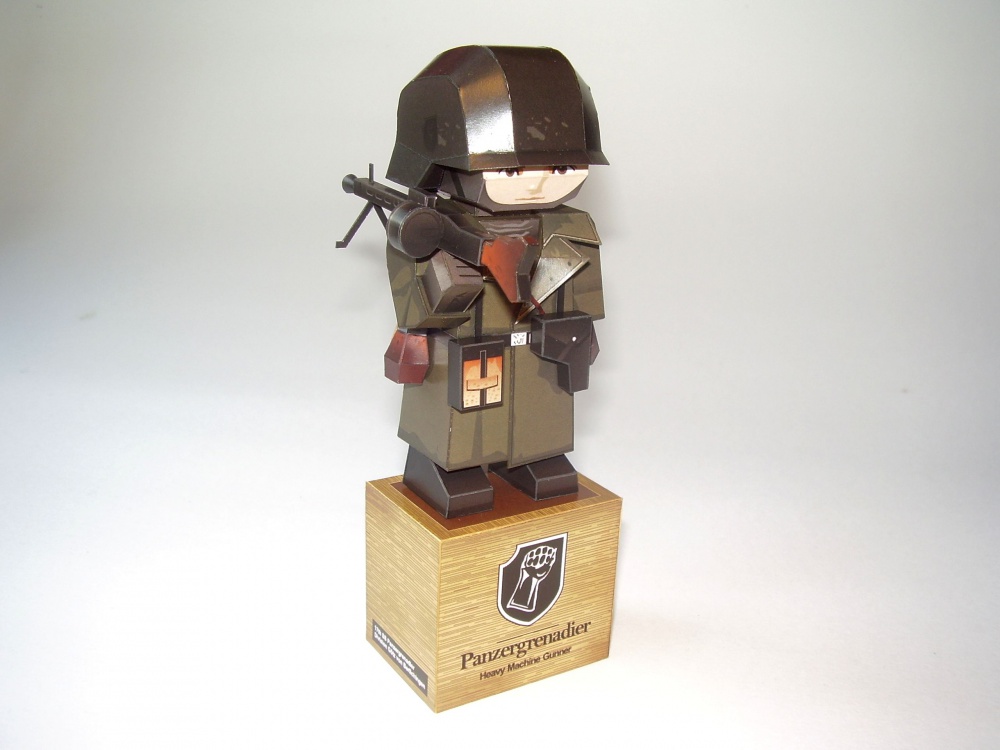 Figurky z PAPER-REPLIKA.com (Plná velikost v novém okně) Figurky z PAPER-REPLIKA.com