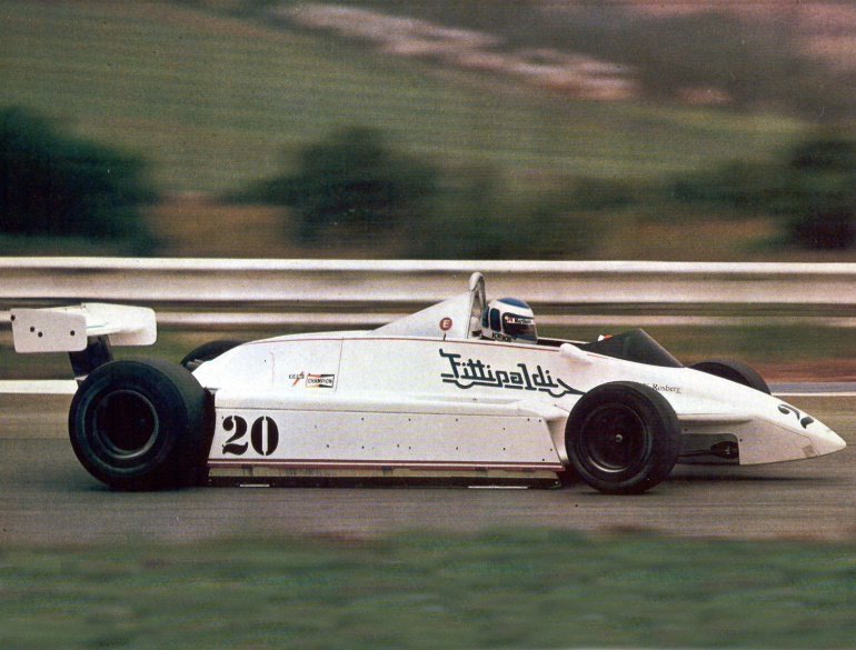 Fittipaldi F8C (Plná velikost v novém okně) Fittipaldi F8C