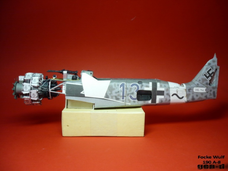 Focke Wulf 190 A-8 (Plná velikost v novém okně) Focke Wulf 190 A-8
