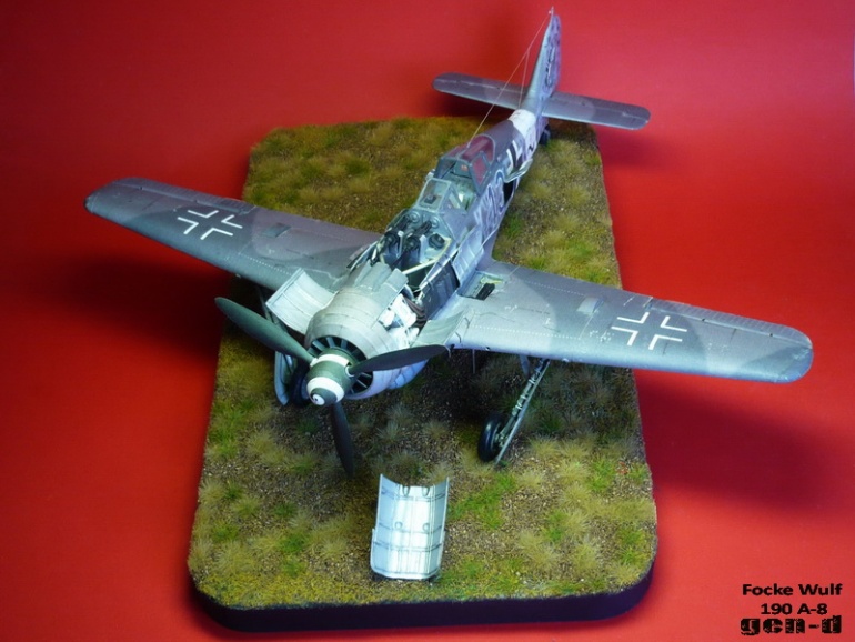 Focke Wulf 190 A-8 (Plná velikost v novém okně) Focke Wulf 190 A-8