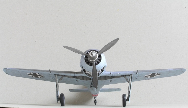 Focke Wulf Fw 190 A-8 (Plná velikost v novém okně) Focke Wulf Fw 190 A-8