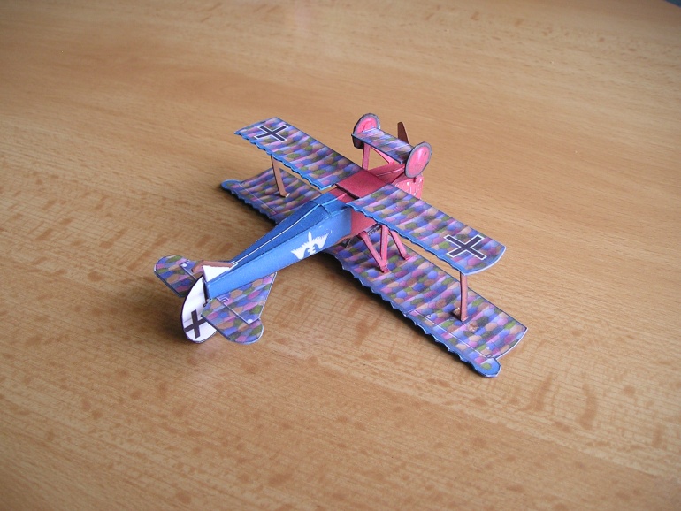 Fokker D VII (Plná velikost v novém okně) Fokker D VII