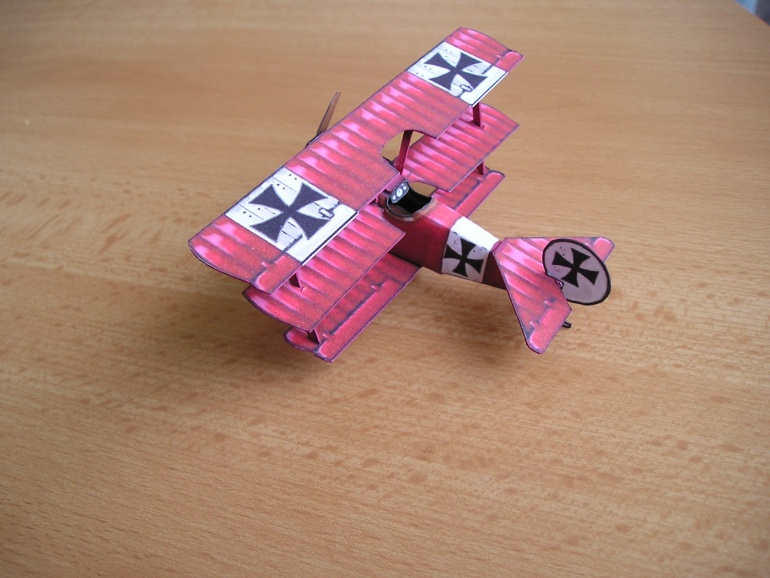 Fokker dr1 Triplane (Plná velikost v novém okně) Fokker dr1 Triplane
