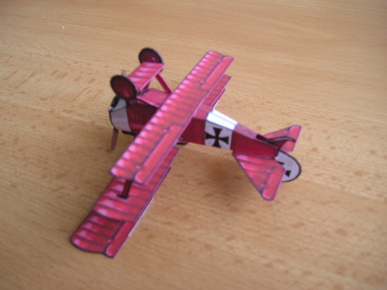 Fokker dr1 Triplane (Plná velikost v novém okně) Fokker dr1 Triplane