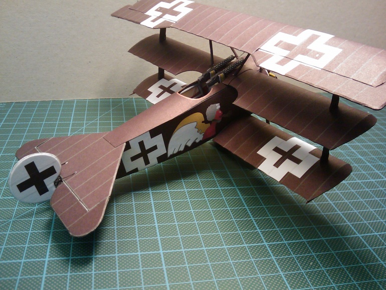 Fokker (Plná velikost v novém okně) Fokker