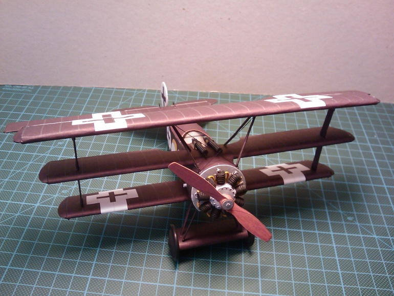 Fokker (Plná velikost v novém okně) Fokker