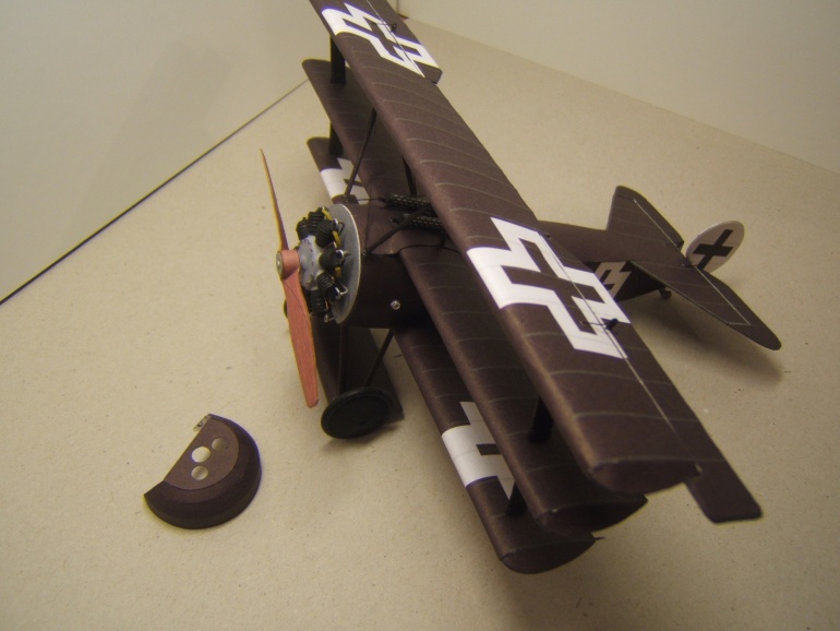 Fokker (Plná velikost v novém okně) Fokker