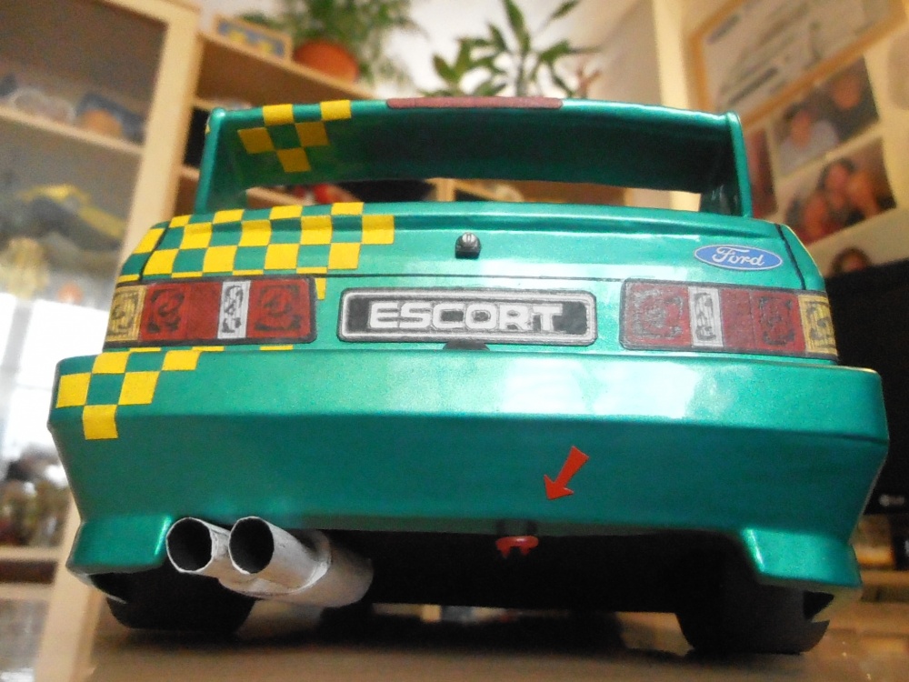 Ford Escort 1.6i (Plná velikost v novém okně) Ford Escort 1.6i