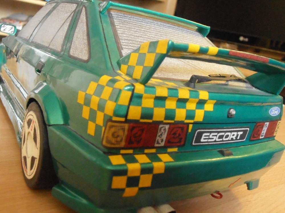 Ford Escort 1.6i (Plná velikost v novém okně) Ford Escort 1.6i