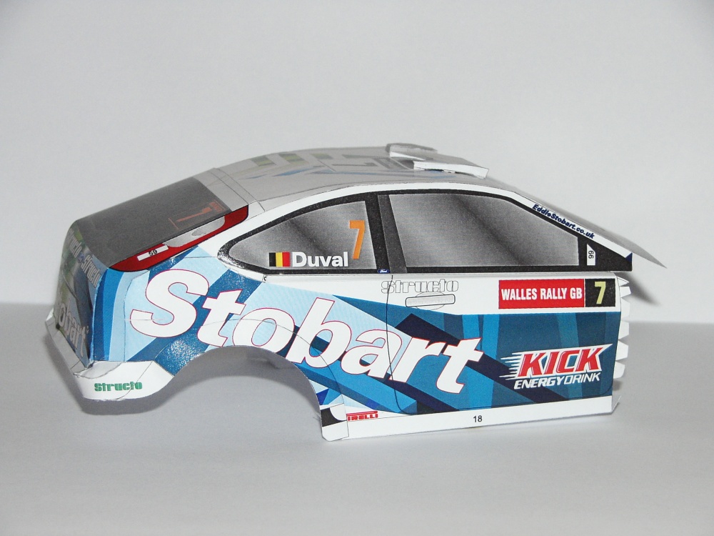 Ford Focus RS WRC (Plná velikost v novém okně) Ford Focus RS WRC