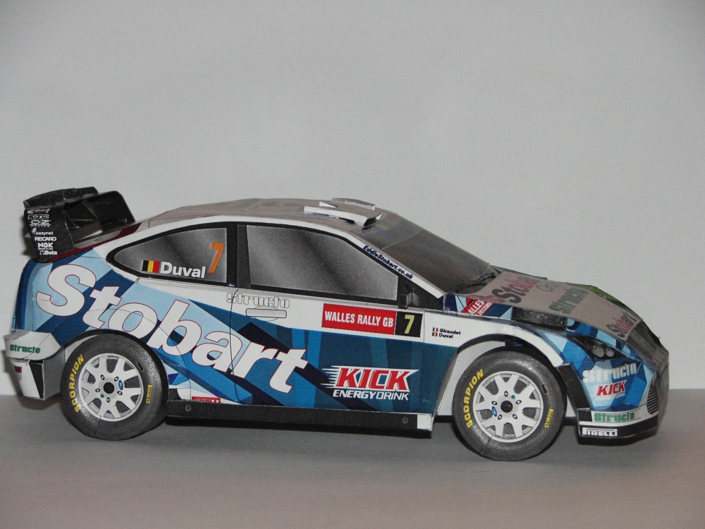 Ford Focus RS WRC (Plná velikost v novém okně) Ford Focus RS WRC