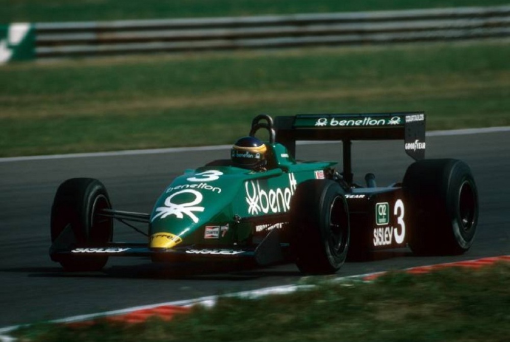 Formule 1 (Plná velikost v novém okně) Formule 1