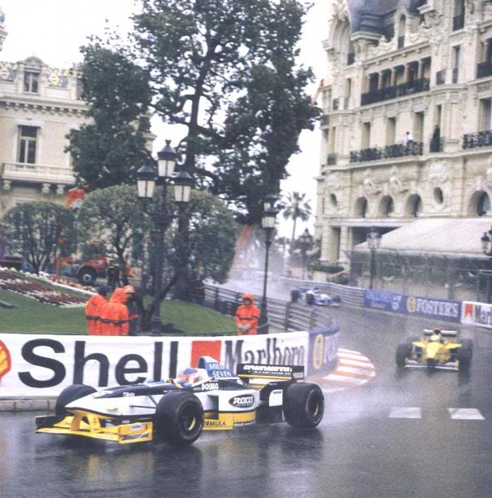 Formule 1 (Plná velikost v novém okně) Formule 1